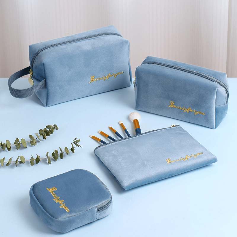 Dream Lifestyle Cosmetic Bag Letter Embroidery Large Capacity Portable  Velvet Lipstick Bag Makeup Pouch Small Purses for Travel