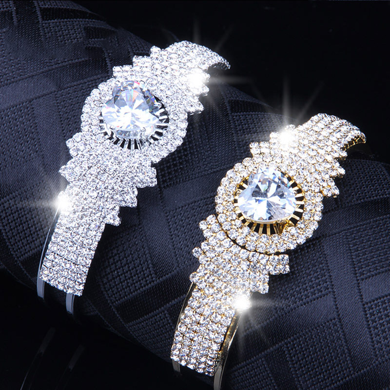 

Inlaid Shiny Rhinestones Crystal Bangle Bracelet Elegant Hand Jewelry Decor