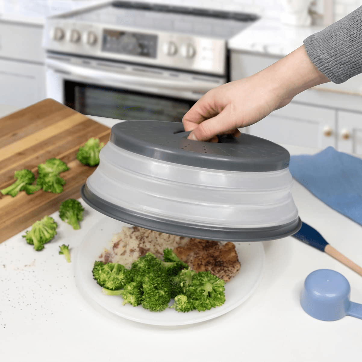 Microwave Splatter Cover Vented for Food, Splatter Guard & Colander Kitchen  Gadget for Fruit Vegetables Microwave Plate Cover with Hook