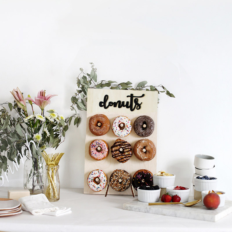 Soporte de exhibición de donas de madera para decoración de fiesta de boda