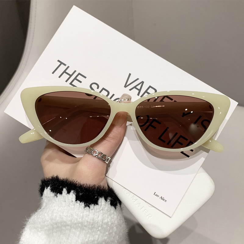 Y2k Cat Eye Fashion Sunglasses For Women Men Funny Candy Color Triangle  Uv400 Sun Shades Glasses For Beach Party Club - Temu