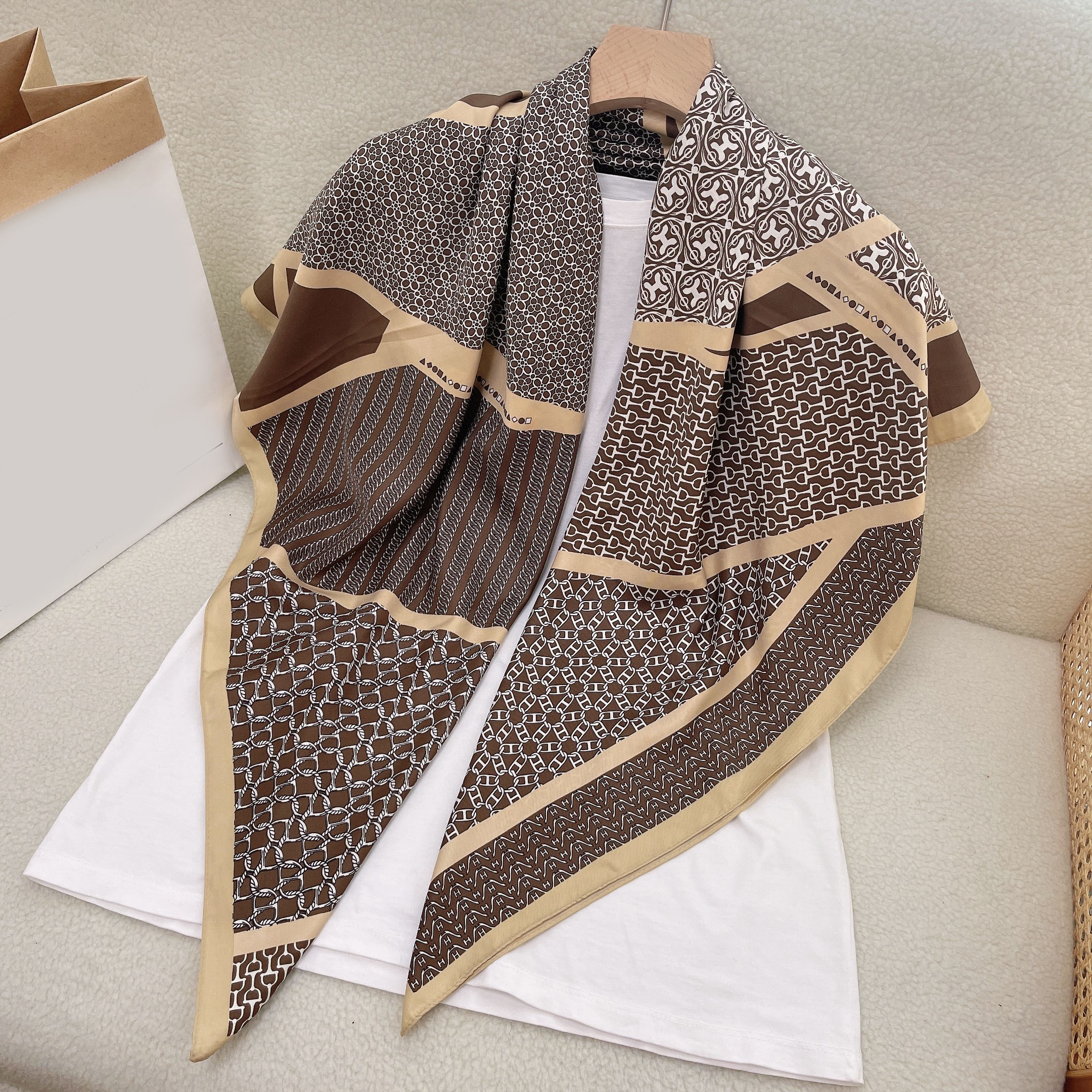 Polka Dot Print Square Scarf Block Shawl Women Casual Head Wrap Windproof