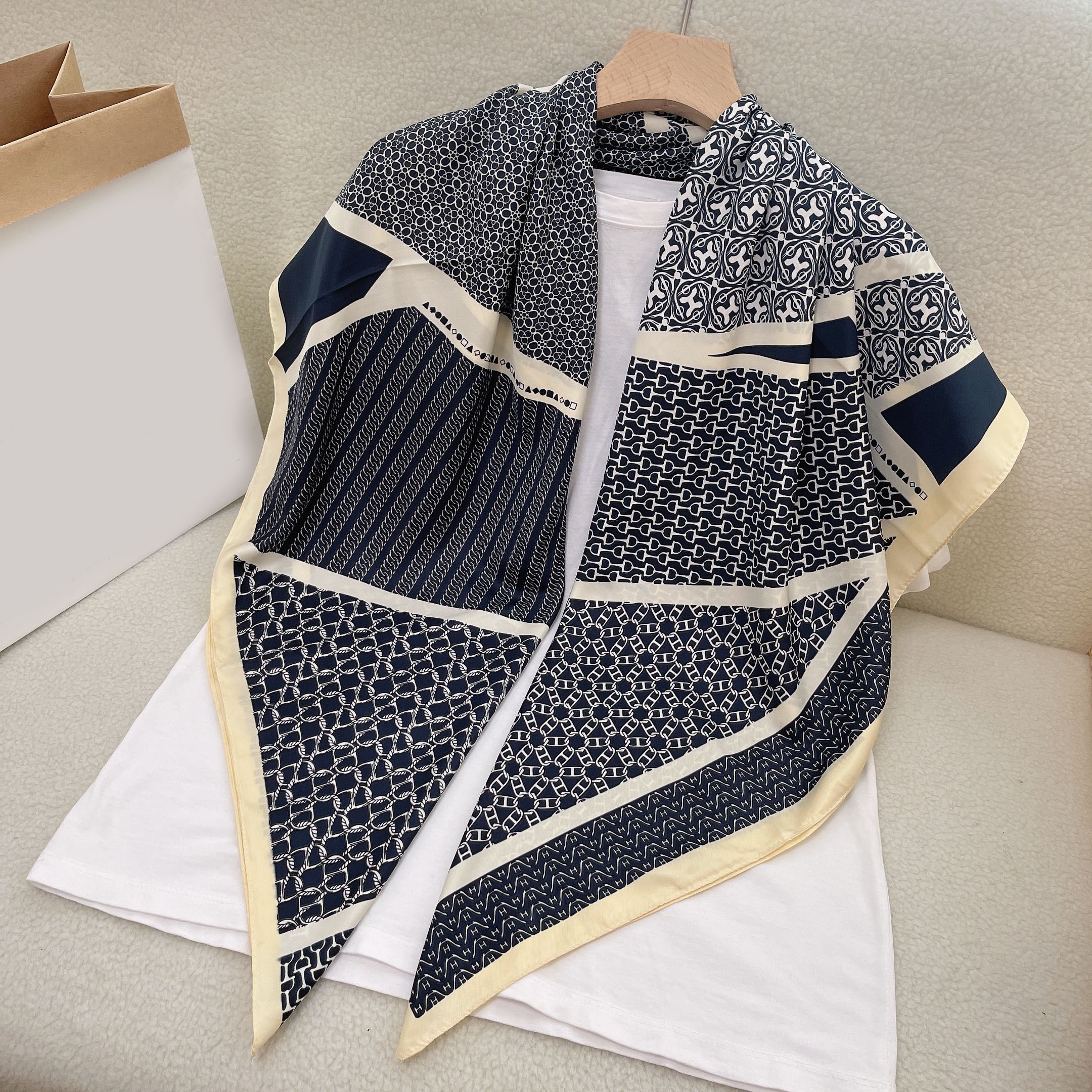 Polka Dot Print Square Scarf Block Shawl Women Casual Head Wrap Windproof