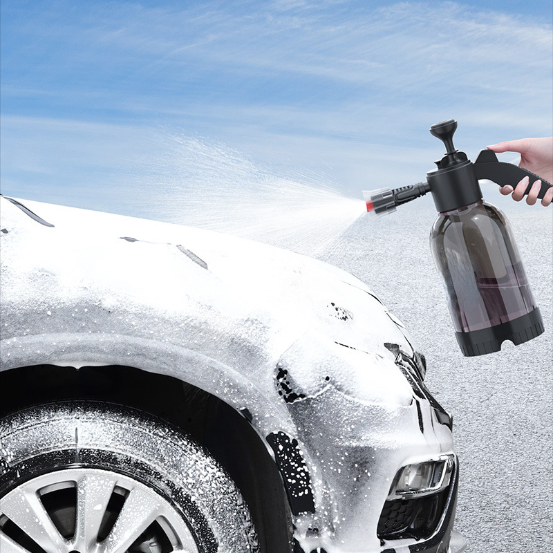 18,249 en la categoría «Car spray foam wash» de fotos e imágenes de stock  libres de regalías