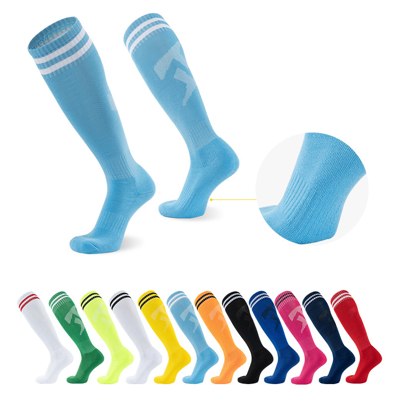 Calcetines de fútbol antideslizantes para hombre, 4 pares, agarre  antideslizante, deportes de fútbol y baloncesto, 4 Azul, Medium :  : Ropa, Zapatos y Accesorios