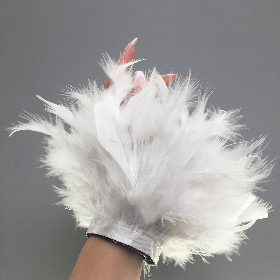 Rue Ostrich Feather Cuffs in white