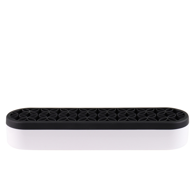 Silicone Makeup Brush Holder, Portable and Easy to Clean – Black Color –  TweezerCo
