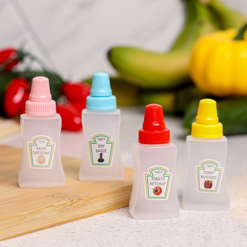 4pcs Mini Portable Sauce Bottles For Bento Box, Japanese Style Salad  Dressing & Ketchup Separation, Plastic Condiment Squeeze Bottles