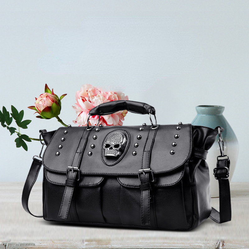 Skulls/Roses Gothic Messenger Bag