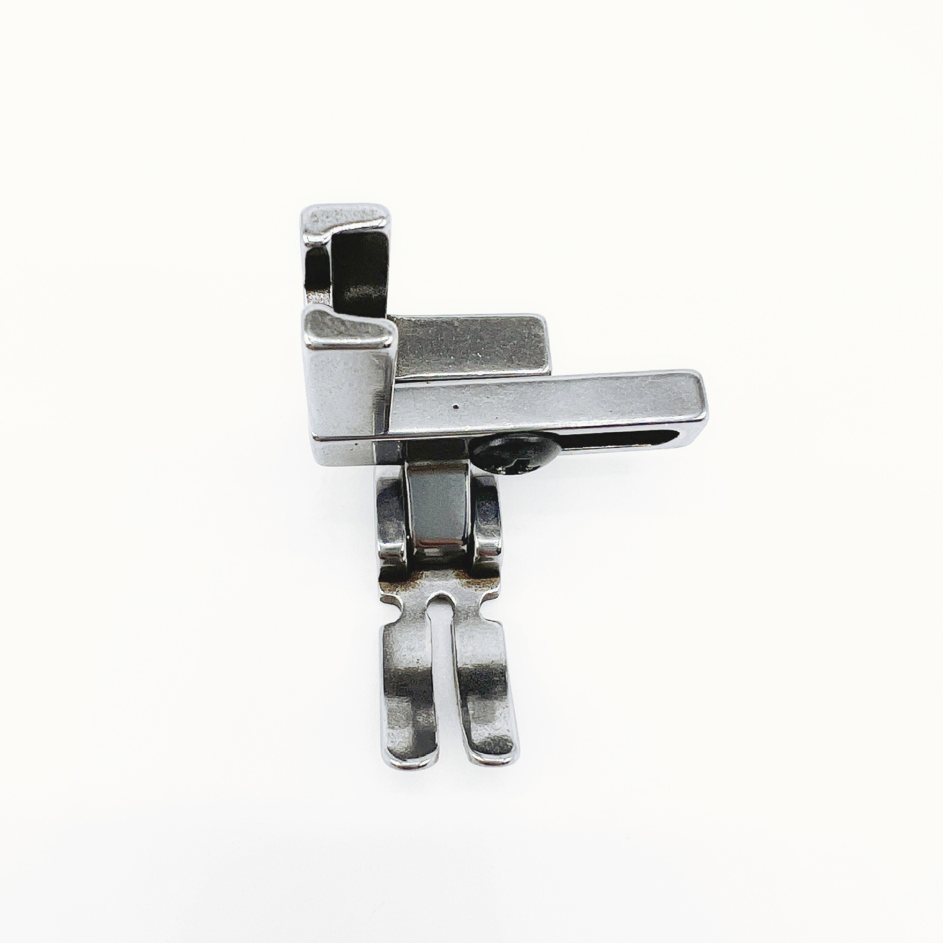 SINGER® Roller Presser Foot Tutorial 