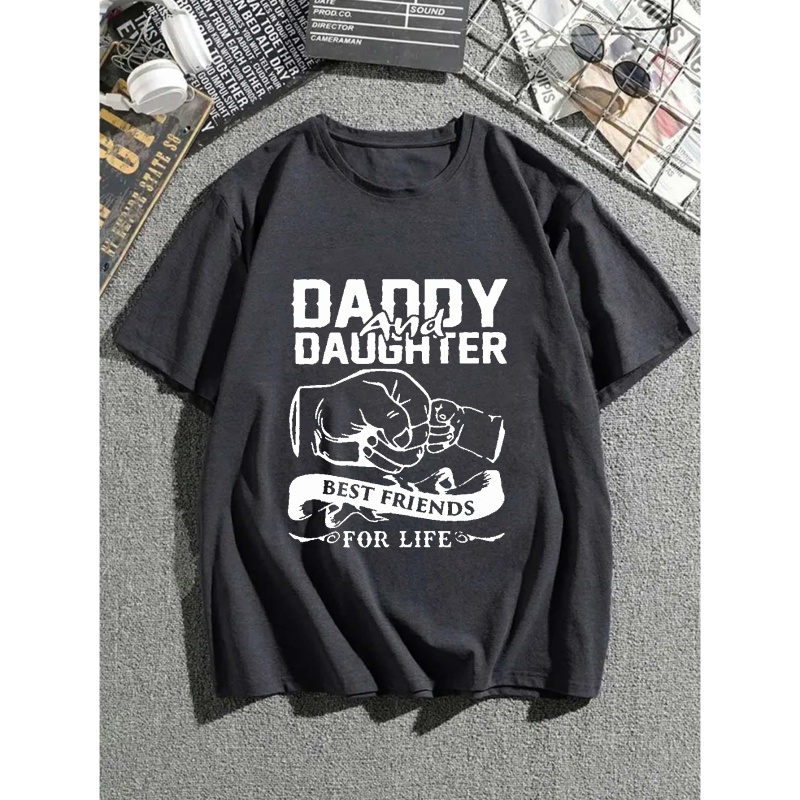 

Plus Size Men's Casual Graphic Tees For Summer, "daddy And Dauther" Print Crew Neck Oversized T-shirts, Trendy Chic Outfit Men's Clothings