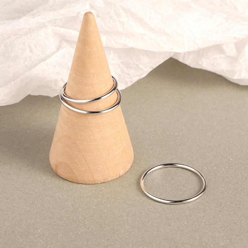 Thin Polished Rose Silvery Unisex Ring