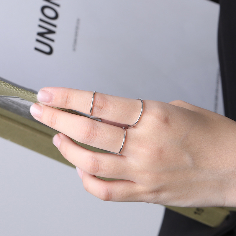 Thin Polished Rose Silvery Unisex Ring
