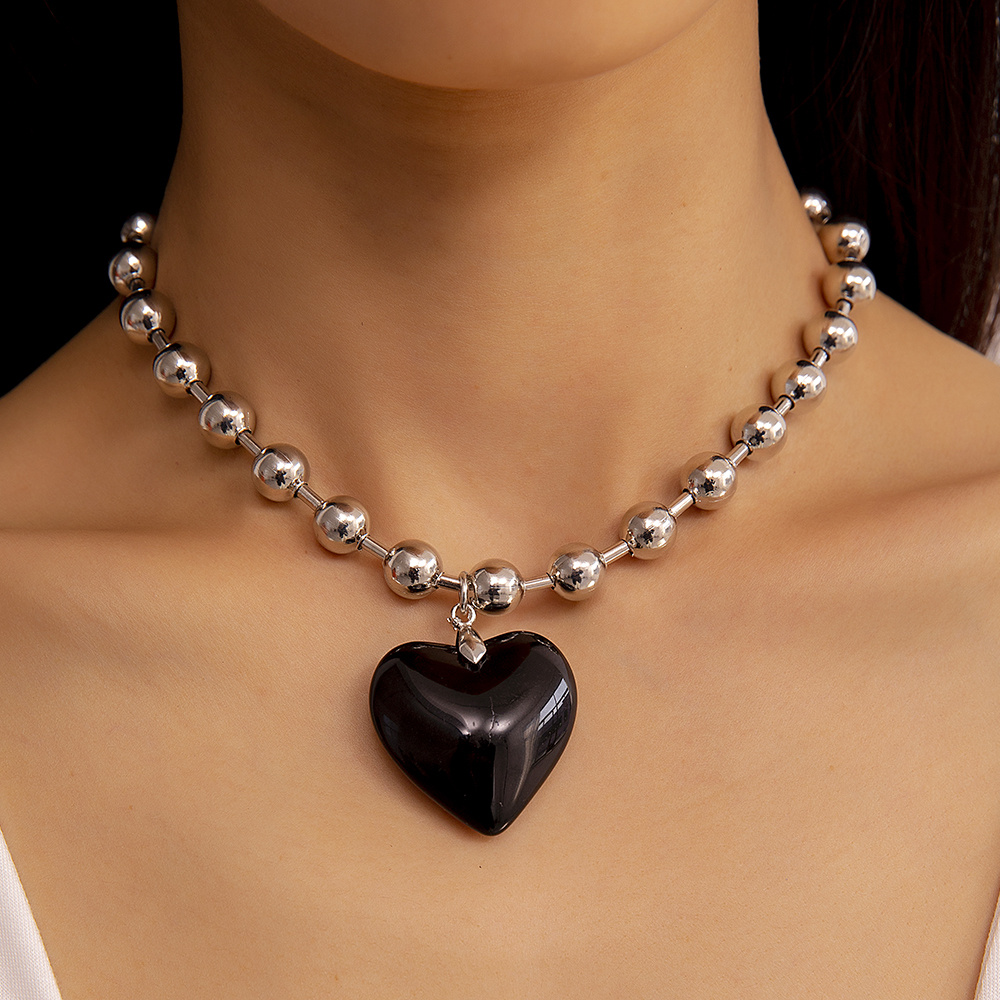 Fashion Simple Black Love Heart Pendant Necklace Clavicle Chain - Temu