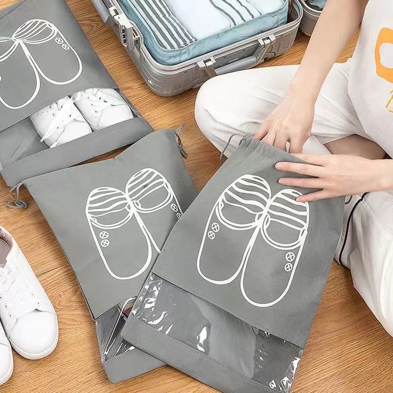 10 paires de housses de chaussures antidérapantes réutilisables Housses de  bottes imperméables pour la protection de tapis ménager lavable en machine  (noir)