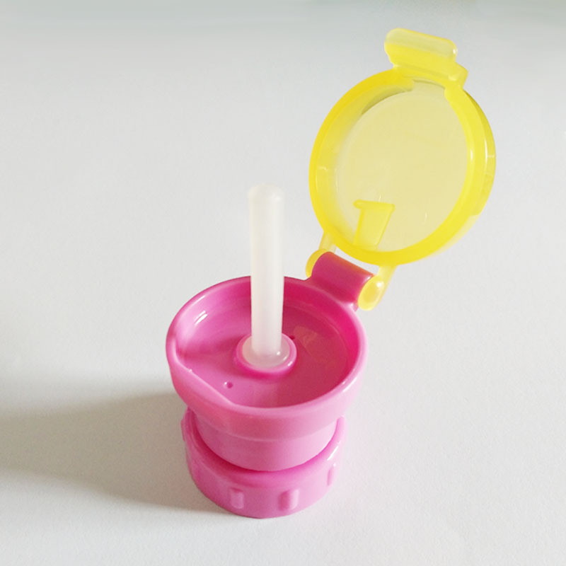 Kids Water Spill Proof Juice Soda Water Bottle Twist Cover With Straw Child  Safe Drink Straw