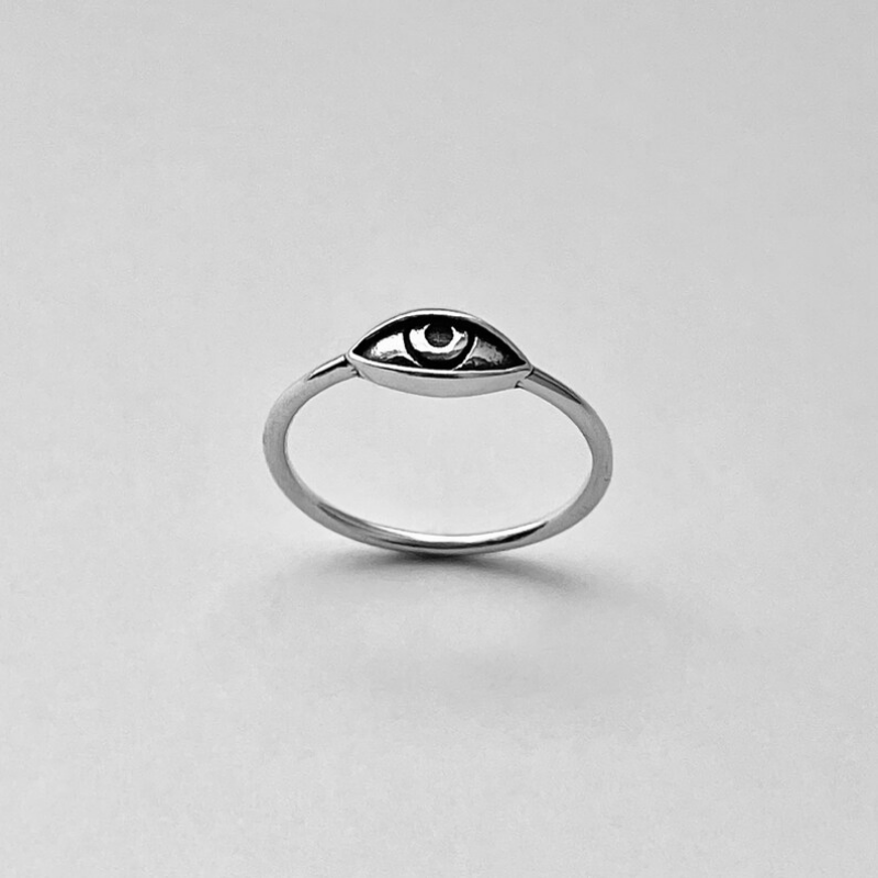 

Vintage Devil Eye Ring Silver Plated Exquisite Jewelry For Female Match Daily Outfits Dainty Party Accessory Suitable For Men And Women
