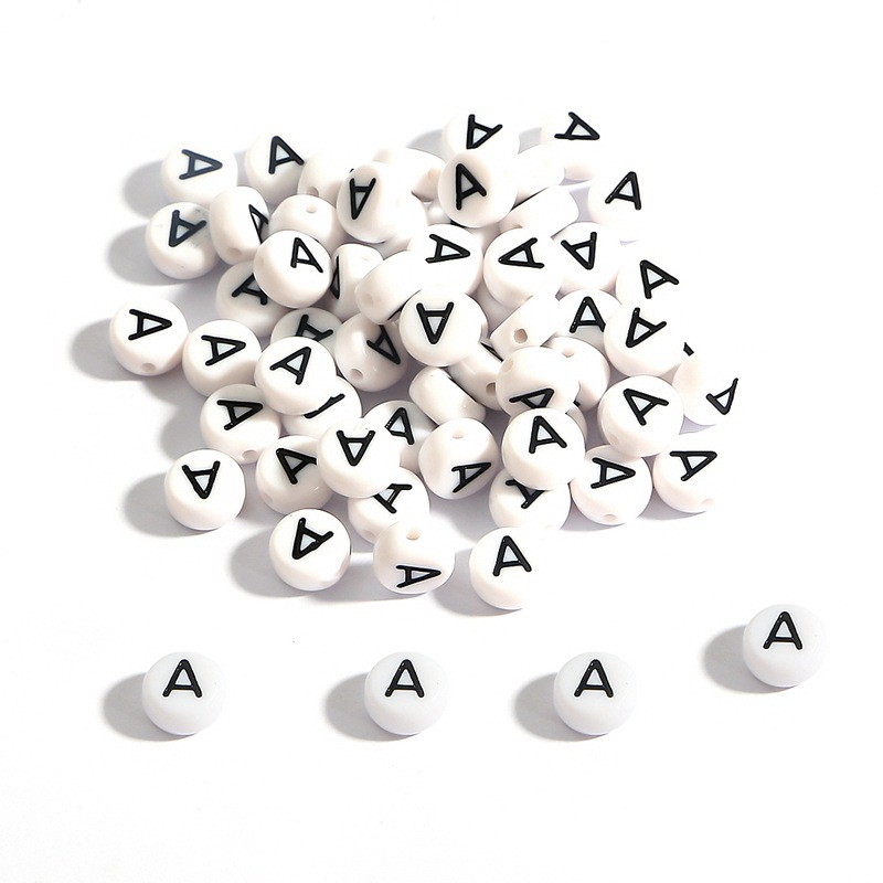FASHEWELRY 370Pcs Acrylic Flat Round Letter Beads 7x4mm Transparent  Alphabet AZ Spacer Beads for DIY Necklace Bracelet Jewelry Making (Clear)