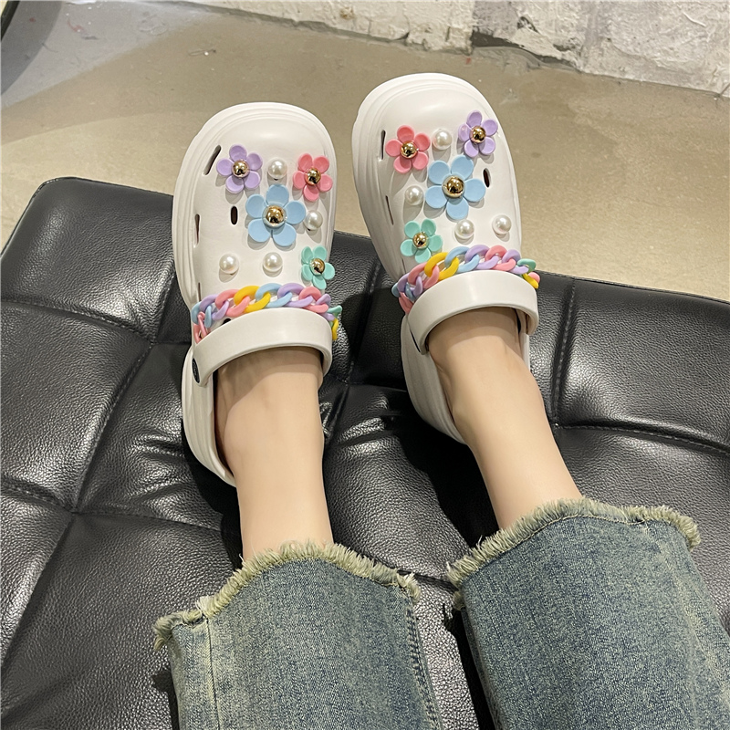  Flower Shoe Charms for Croc Clog Sandals,Designer Pearl Flower  Croc Charms for Girls Adults Women,Bling Pearl Croc Charms with Shoe  Chains,Cute Shoe Decoration Charms for Croc,Birthday Party Gifts : 服裝，鞋子和珠寶