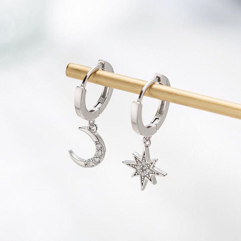 

1pair Fashion Rhinestone Star Moon Asymmetrical Earrings For Men, Ear Jewelry