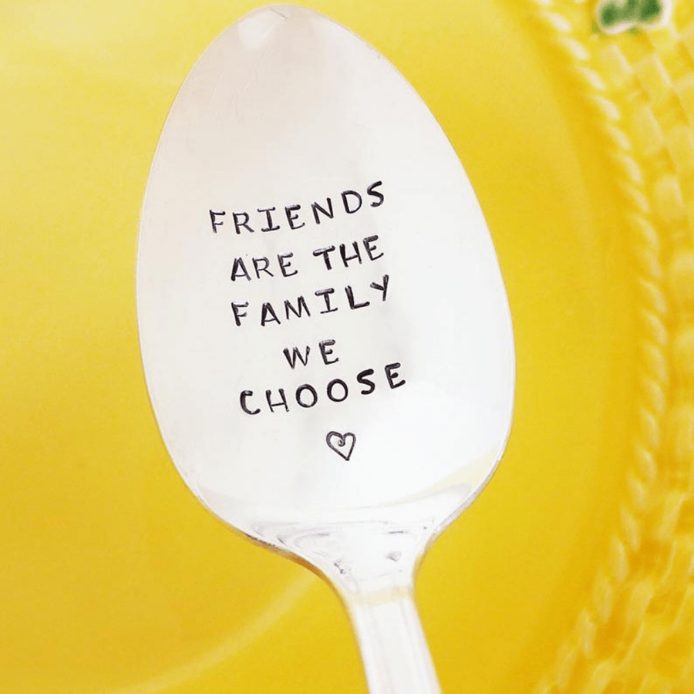 

1pc, Engraved Friends Are The Family We Choose Spoon - Perfect Gift For Best Friends And Party Favors