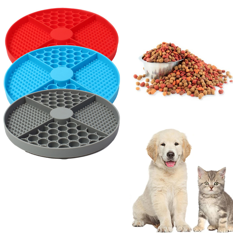 1PCS Silicone licking pad Pet Dog Lick Pad Bath Peanut Butter Slow Eating  Licking Feeder Cats Lickmat Feeding Dog Lick Mat