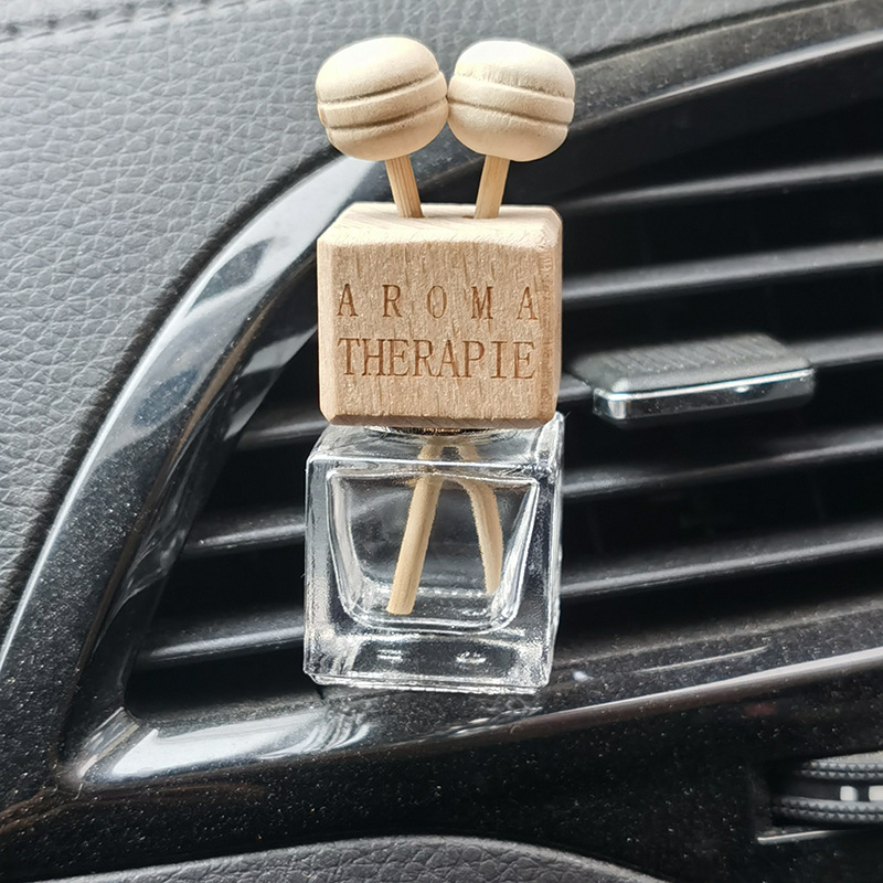 Empty Car Air Freshener Vent Clip, Clear Essential Oil Diffuser Vent Outlet  Auto Perfume Aromatherapy Bottle Vials Fragrance Ornament Decor, Square
