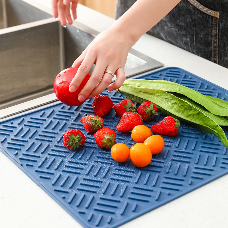 1pc Kitchen Countertop Silicone Striped Dish Drying Mat, Heat Resistance  And Anti-slip Pad For Tableware Plate And Bowl