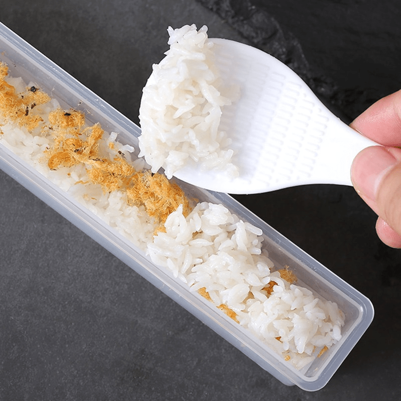 Quick DIY Sushi Maker Tool  Sushi maker, Diy sushi, Sushi rice