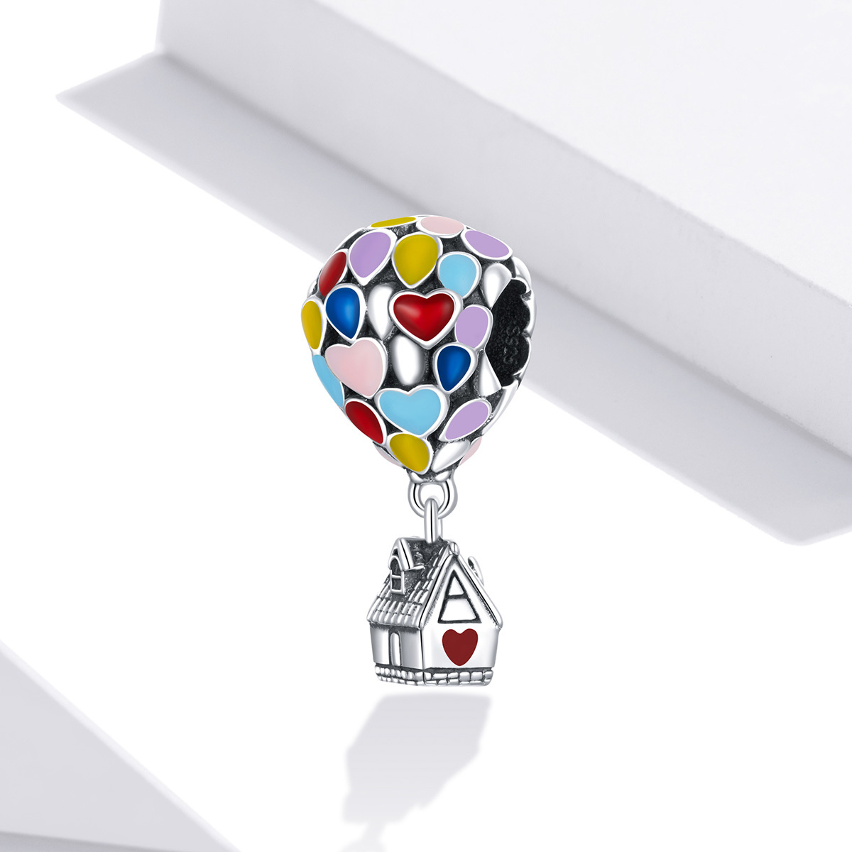 Pandora - Go explore with our new hot air balloon charms