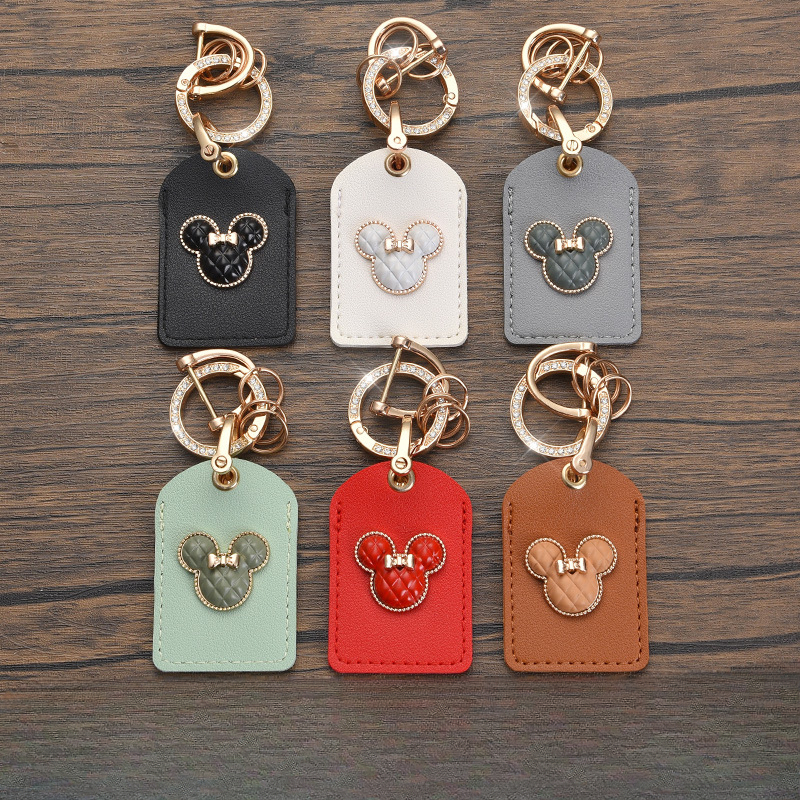 Universal Men Womens Cute Keychain - Temu