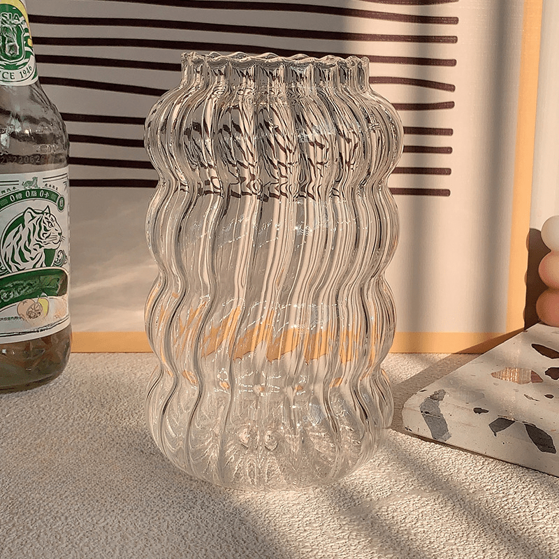 Stacked Tires Shaped Drinking Glasses With Glass Straws, Aesthetic