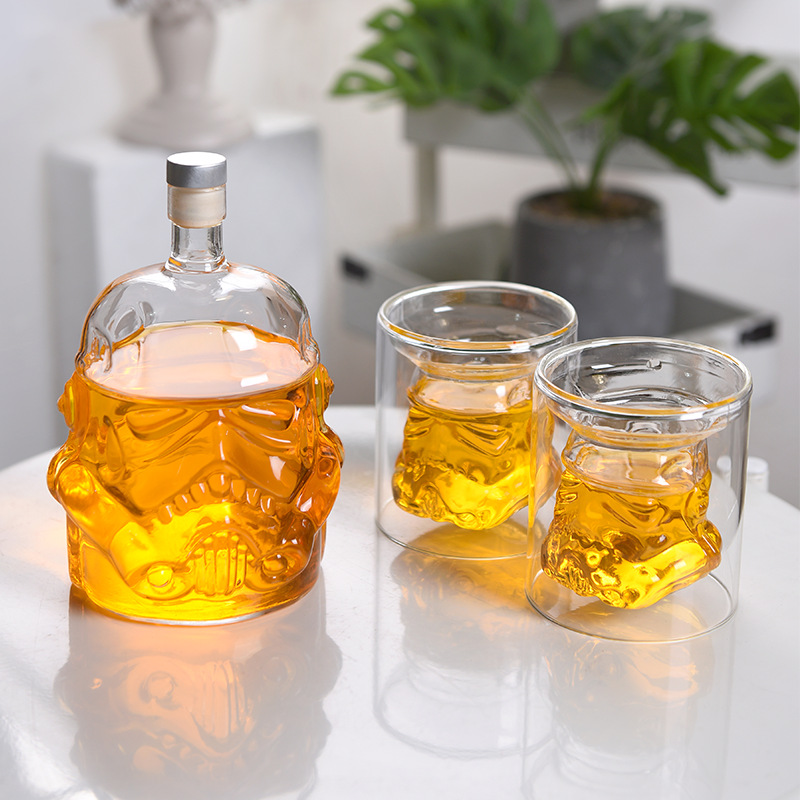 Star Wars' Fans Who Love Whiskey Will Appreciate This Glass Set