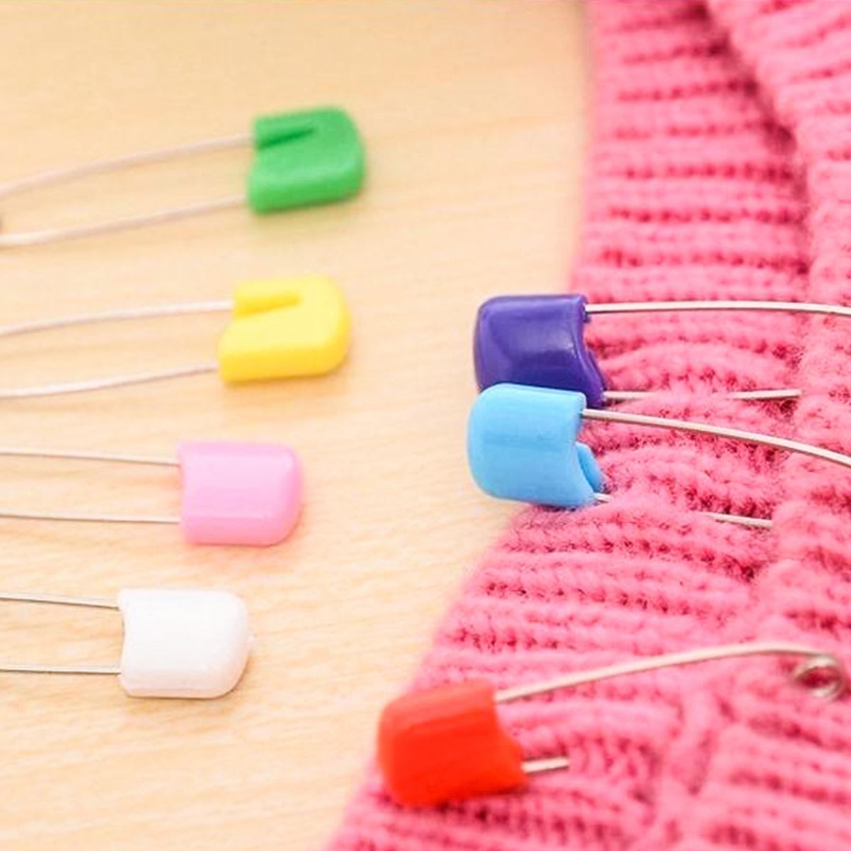 100pcs Safety Pins, Stainless Steel Diaper Colorful Plastic Head Nappy Pins  Cloth Diaper Nappy Pins With Latching Clasp, 40mm, 8 Colors