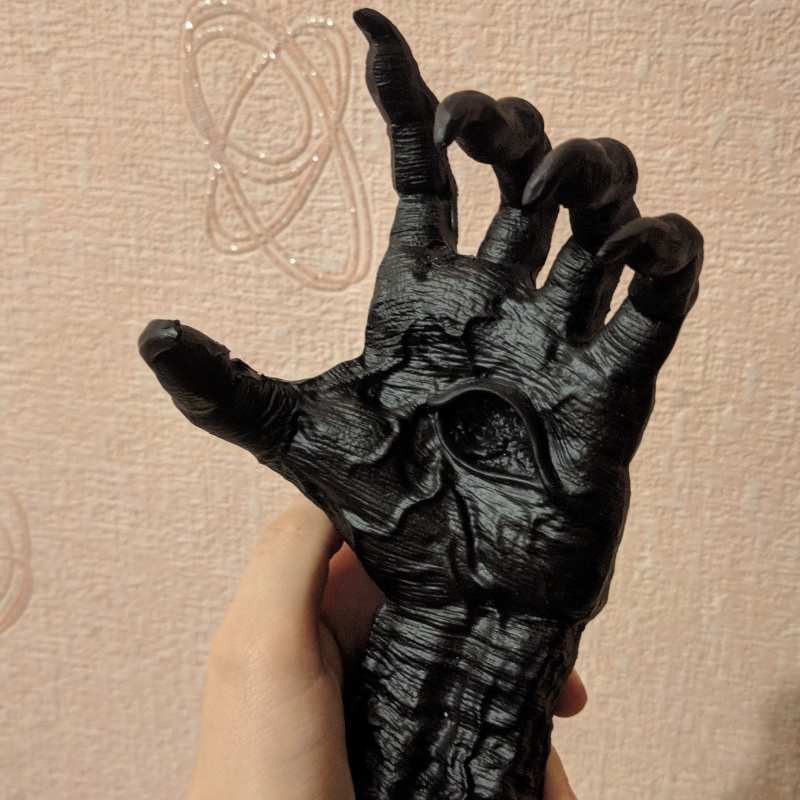 Artgenius Silver Hand Gesture Middle Finger Statue Gothic Decor Sculpture  for Room Desk Shelf Aesthetic Halloween Decoration Gifts