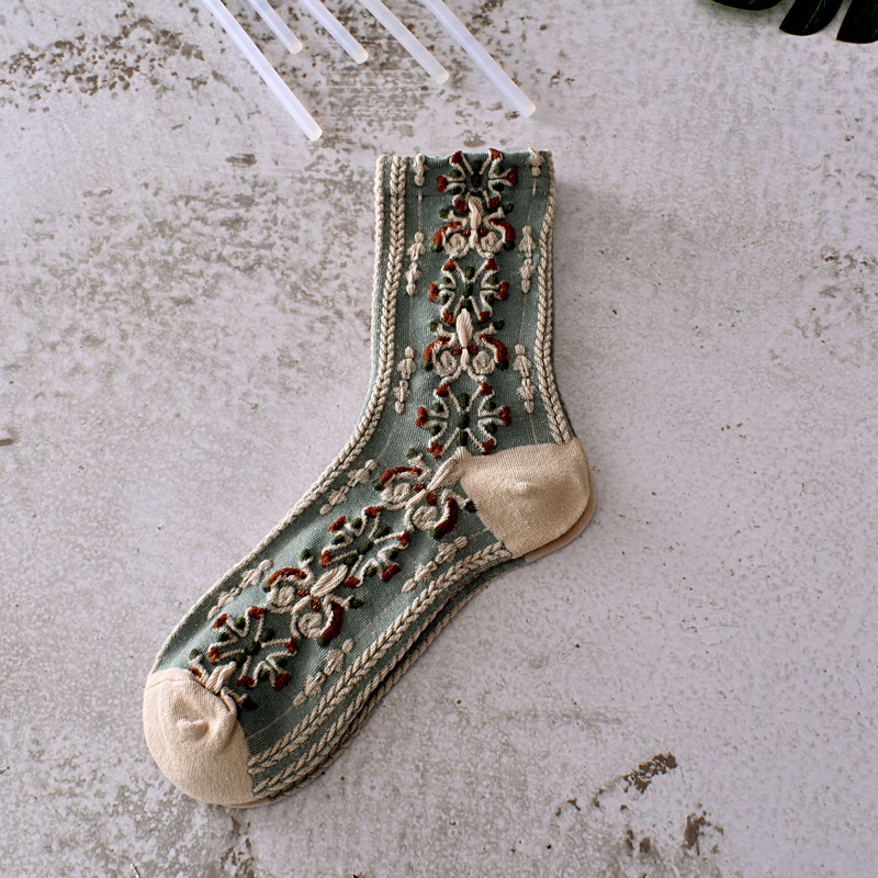 Vintage Embroidered Floral Socks 5 Pairs, 2023 Winter Thickened