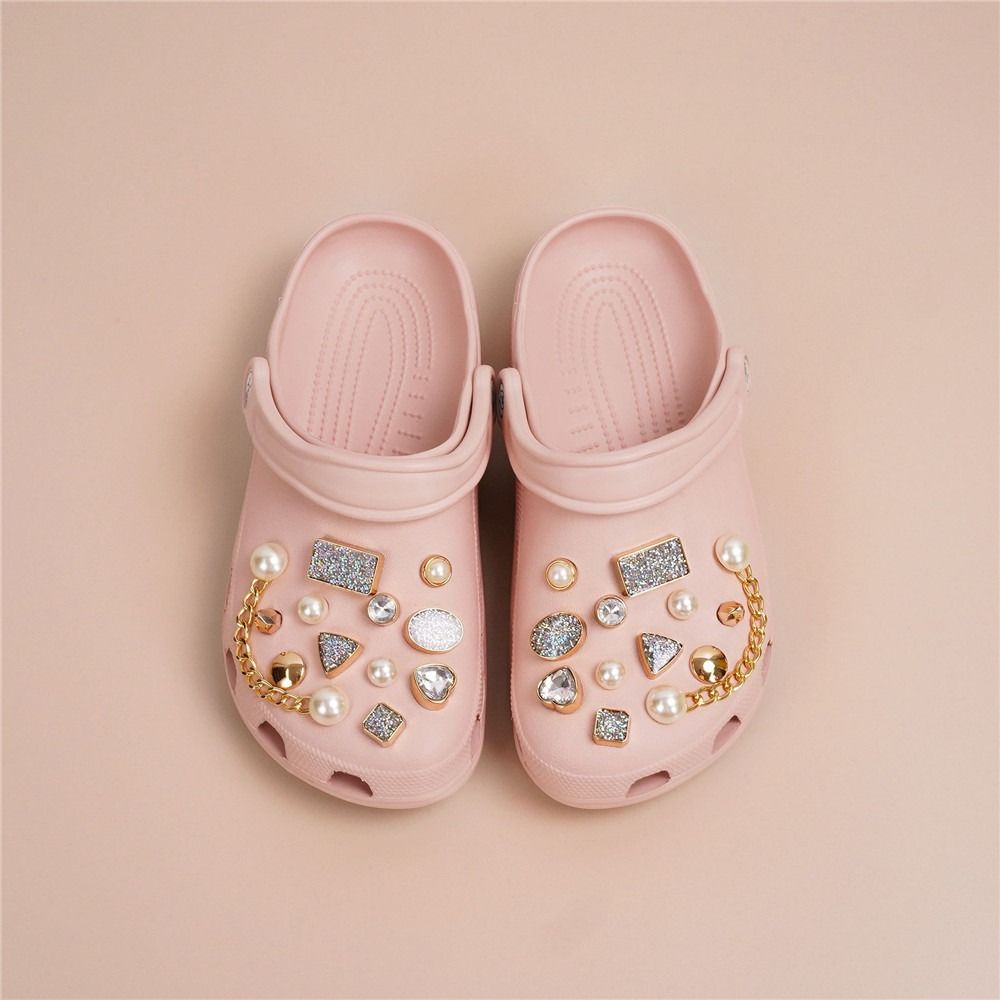 Rhinestone Bling Shoes Charm Glitter Patches For Croc Charms Crystal  Rhinestone Metal Chain Shoes Accessories Diy Buckle Pearl Shoes Flower  Decorations - Temu Germany