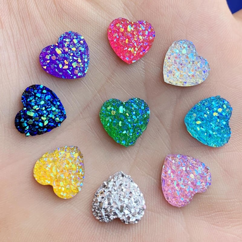 

30pcs 1.2*1.2cm Ab Colors Druzy Natural Ore Style Flat Back Resin Heart For Bracelet Earrings Accessories Jewelry Making Setting Bezel Tray Pendant Charms