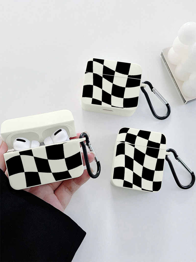 Black & White Checkered Silicone Earbud Case Cover - Compatible