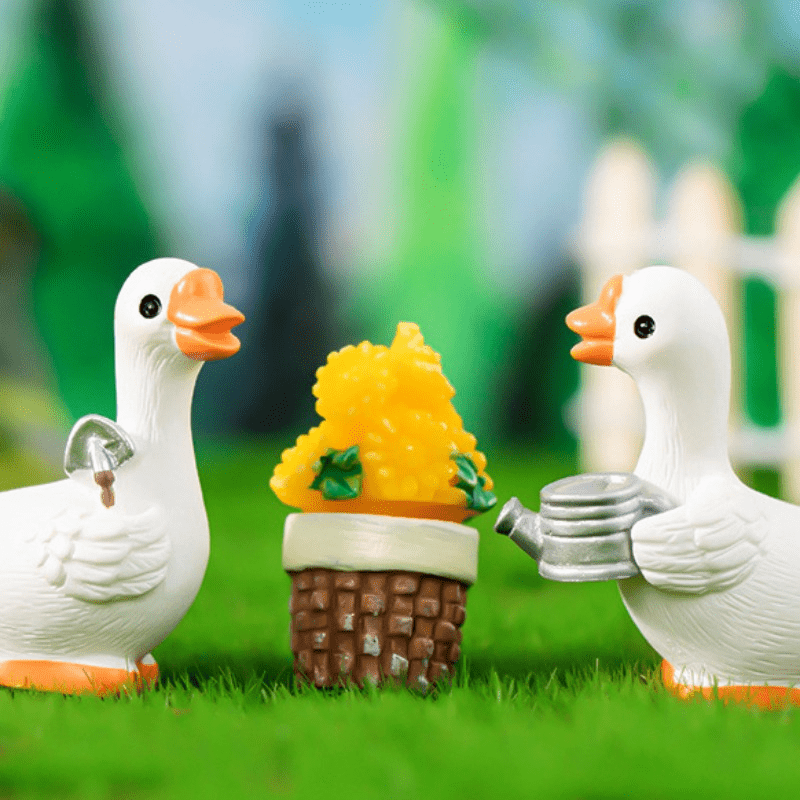 Cute Mini Animals Creative Ornaments, Cartoon Cute Goose Mini Aquarium  Ornaments Fish Tank Landscaping - Temu Netherlands