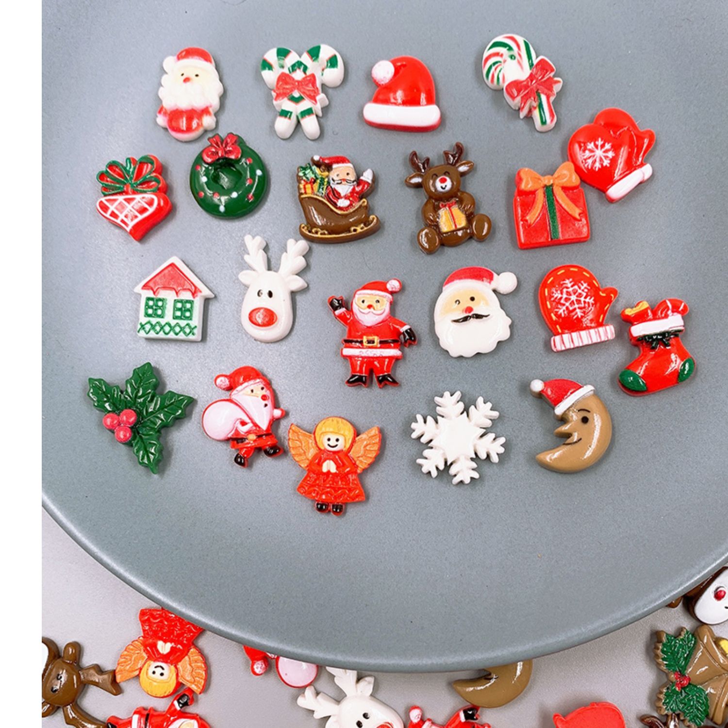 20 50 100pcs christmas assorted craft resin ornaments miniature ornaments santa snowman   resin decoration for craft making ornament scrapbooking diy crafts for stocking stuffers details 3