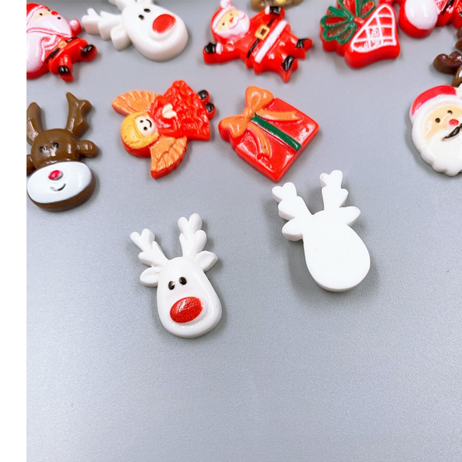 20 50 100pcs christmas assorted craft resin ornaments miniature ornaments santa snowman   resin decoration for craft making ornament scrapbooking diy crafts for stocking stuffers details 4