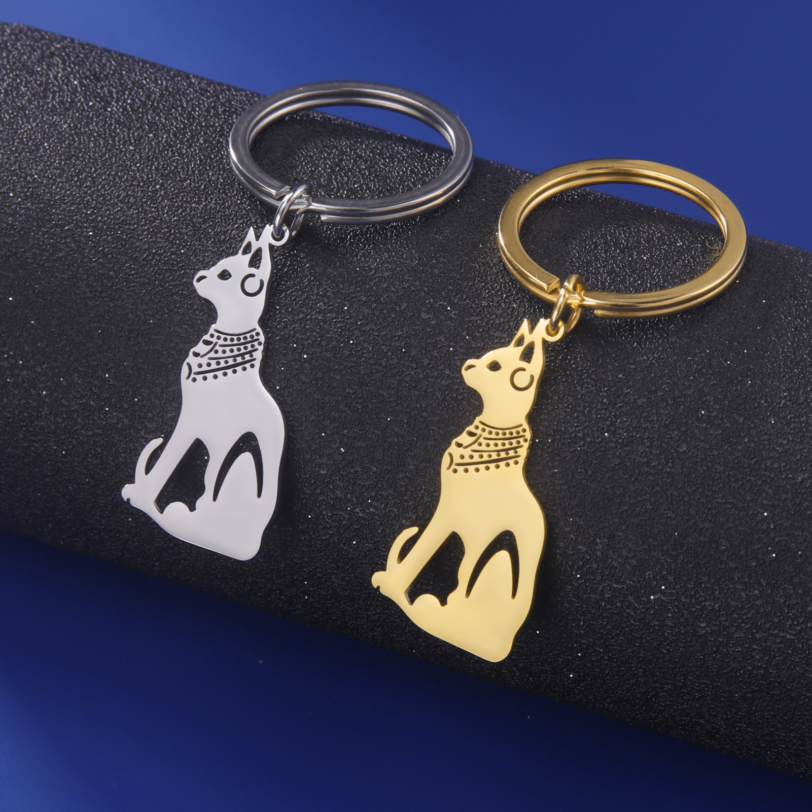 Fashion Pet German shepherd dog Keychain Dog Pendant Animal Bell Enamel  Keyring Women Bag Jewelry Girls gifts