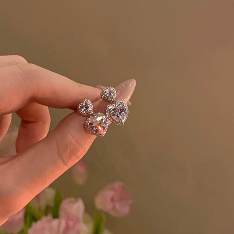 Sparkling Heart Stud Earrings Triple Heart with Glossy Stones