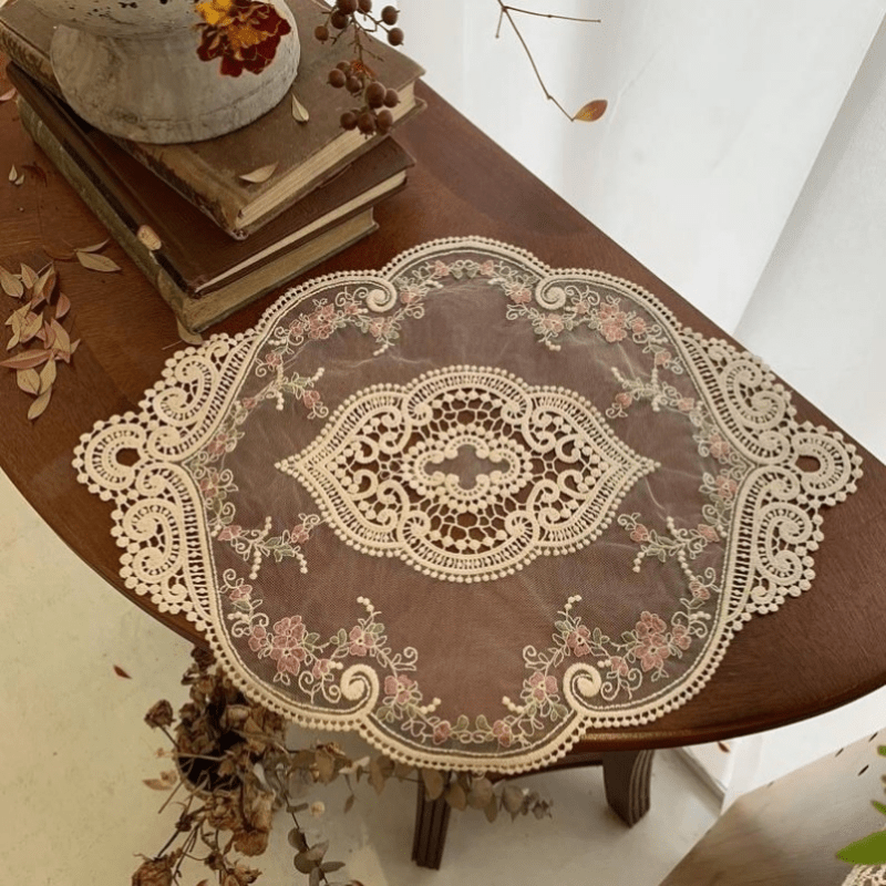 

1pc, Retro Lace Tablecloth - Anti-scald Pad For Dining Room And Home Hotel Decor