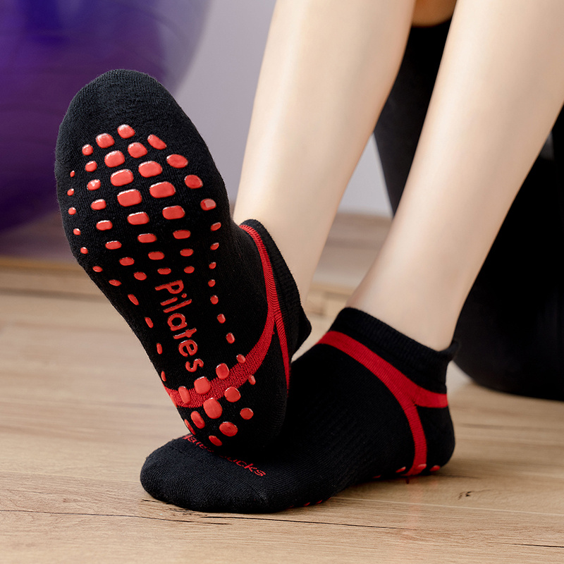 New Solid Cotton Breathable Yoga Socks Women Professional Non-slip