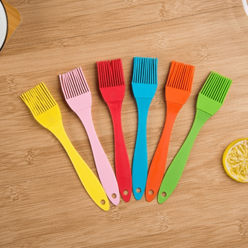 Silicone Basting Pastry Silicone Brush Oil Brush Small Silicone Oil Brush  Seasoning Brush Split Type Non-shedding Barbecue Brush Baking Tool Random  Color Party Favors Camping Bbq Accessories Summer Essential Beech Vacation  Essential 