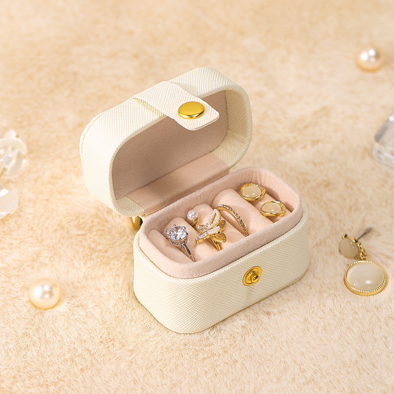 Mini boîte de rangement de bijoux portable pour femmes, étui de rangement  pour boucles d'oreilles et colliers, étui de voyage à domicile, vitrine en  cuir pour matiques - AliExpress