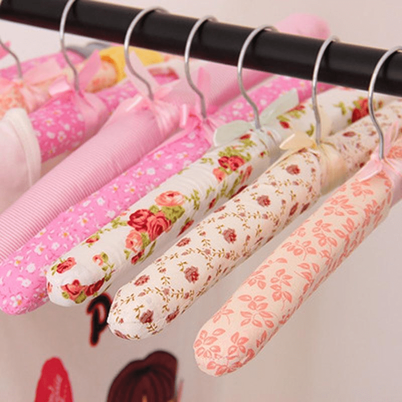 20pcs Non Slip Clothes Hangers Space Saving Dress Hanger Hook Drying Rack Random