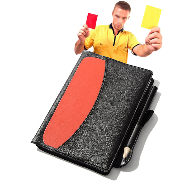Tarjeta de árbitro de fútbol roja y amarilla para escribir